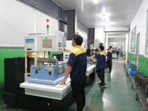 This is plastic injection machine for heavy duty connector